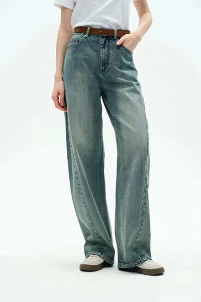 Fabrique Thais Wide Leg Jeans In Lightweight Cotton Denim In Blue