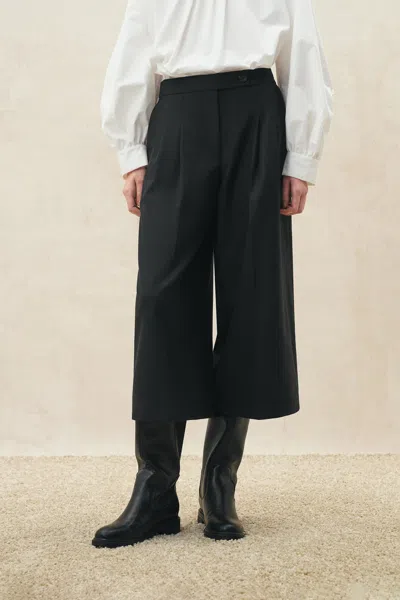 Fabrique Toranto Cropped Wide Leg Pants In Wool Blend In Black