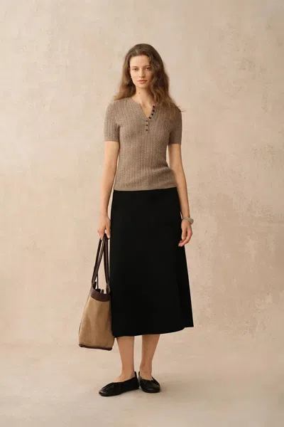 Fabrique Zofia Henley Buttoned Top In Merino Wool In Brown