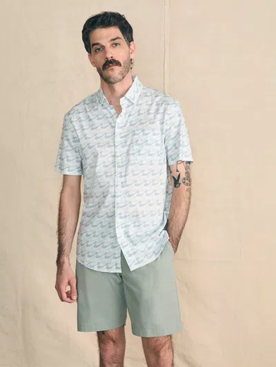 Faherty Movement&trade; Short-sleeve Shirt In Ivory Endless Peaks