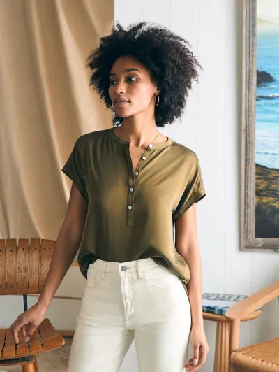 Faherty Sandwashed Silk Desmond Top In Military Olive