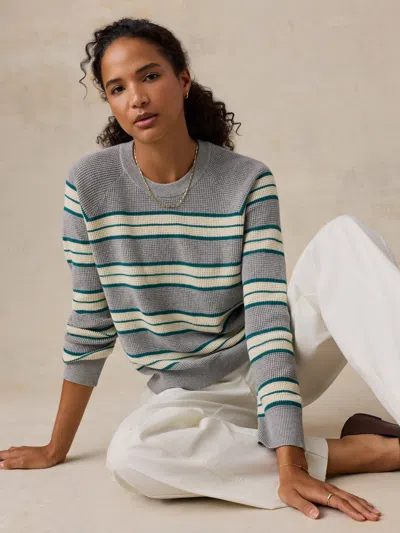 Faherty Throwback Crew Sweater In Gray