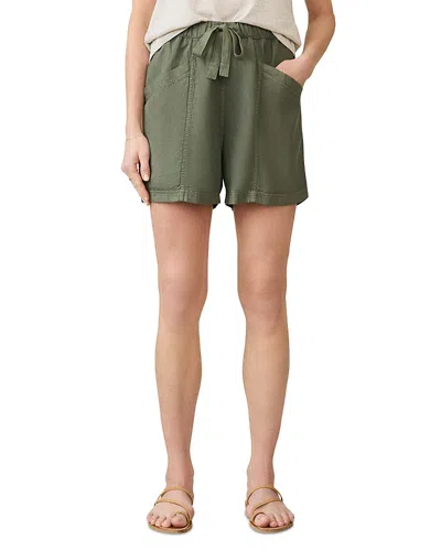 Faherty Topanga Draped Shorts In Thyme