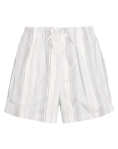 Faithfull Woman Shorts & Bermuda Shorts White Size 0 Cotton, Nylon, Elastane
