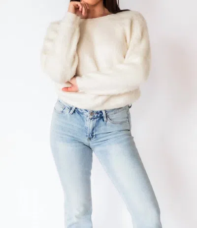Falcon Park Adelynn Twist-back Sweater In White