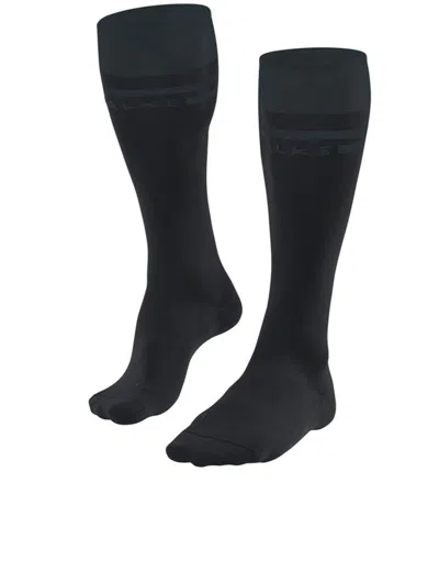 Falke In Black
