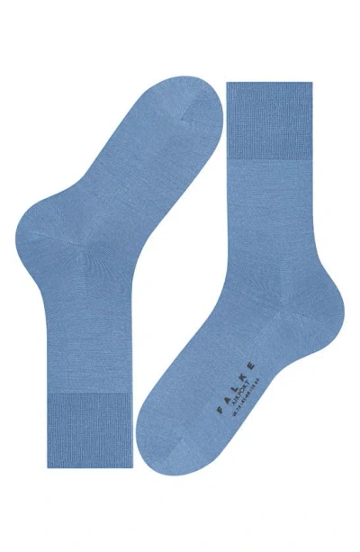 Falke Airport Wool Blend Socks In Cornflower Blue