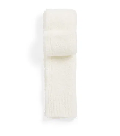Falke Bouclé Scarf In White