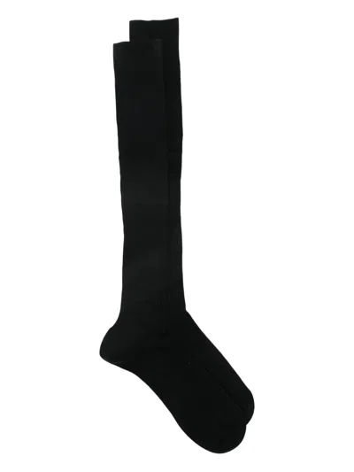 Falke Ribbed Cotton Socks In Black