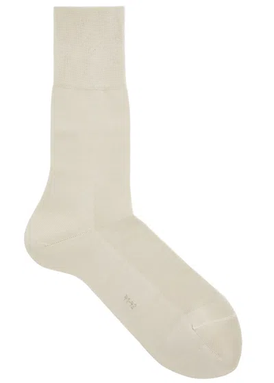 Falke Tiago Cotton-blend Socks In Ecru