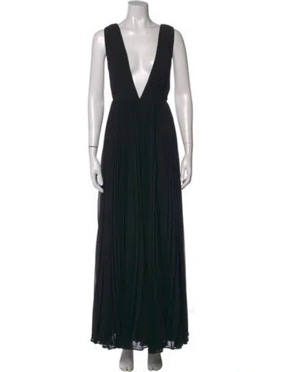 Pre-owned Fame & Partners Plunge Neckline Long Dress In Black
