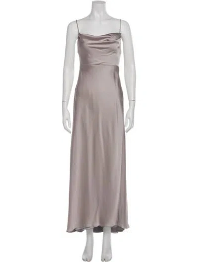 Pre-owned Fame & Partners Square Neckline Long Dress In Gray