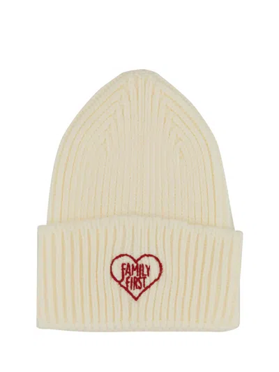 FAMILY FIRST BEANIE HAT "HEART"