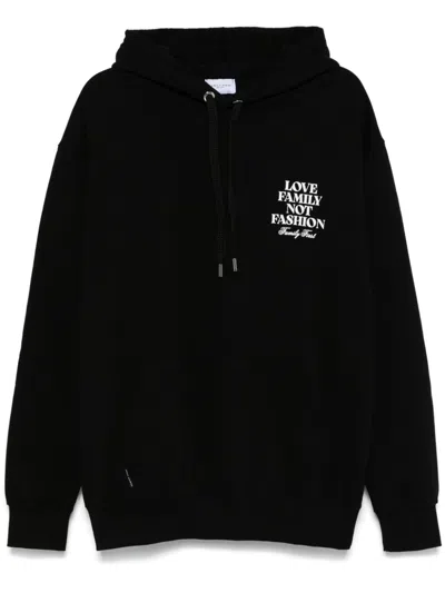 Family First Hoodie Mit Logo-print In Black