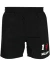 Family First Logo-print Swim Shorts In Schwarz