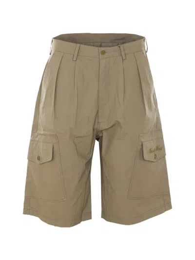 Family First Logo-embroidered Cargo Shorts In Green