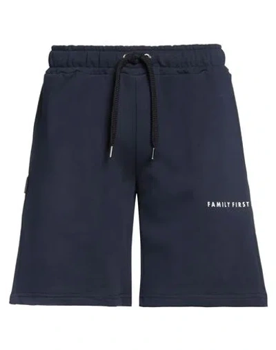 Family First Milano Man Shorts & Bermuda Shorts Navy Size S Cotton