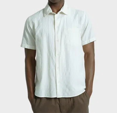 Far Afield Short Sleeve Classic Shirt In White In Blue