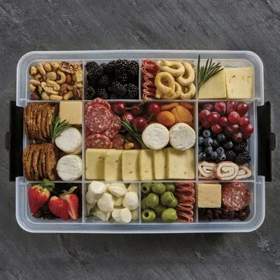 Farberware Snacklebox With Locking Bamboo Cutting Board Lid In Clear