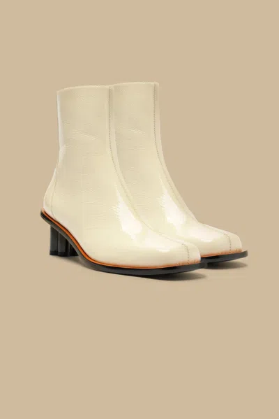 Farm Rio Active Short Square Toe Boot In White