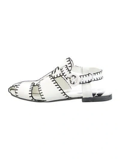 Pre-owned Farm Rio Leather Printed Flats In White