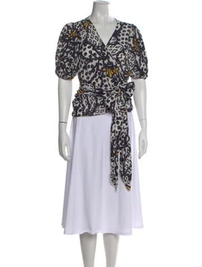 Pre-owned Farm Rio Patterned V-neck Top In Green
