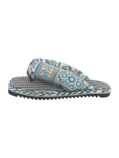 Pre-owned Farm Rio Printed Flip Flops In Blue
