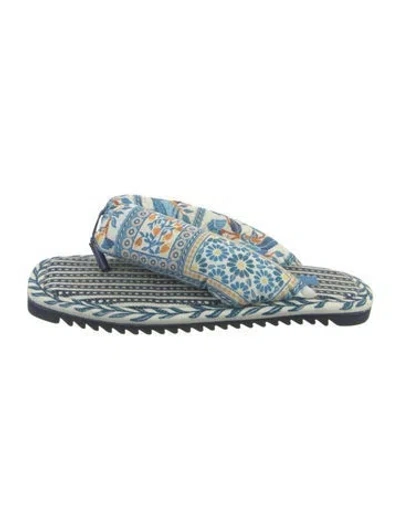 Pre-owned Farm Rio Printed Flip Flops In Blue
