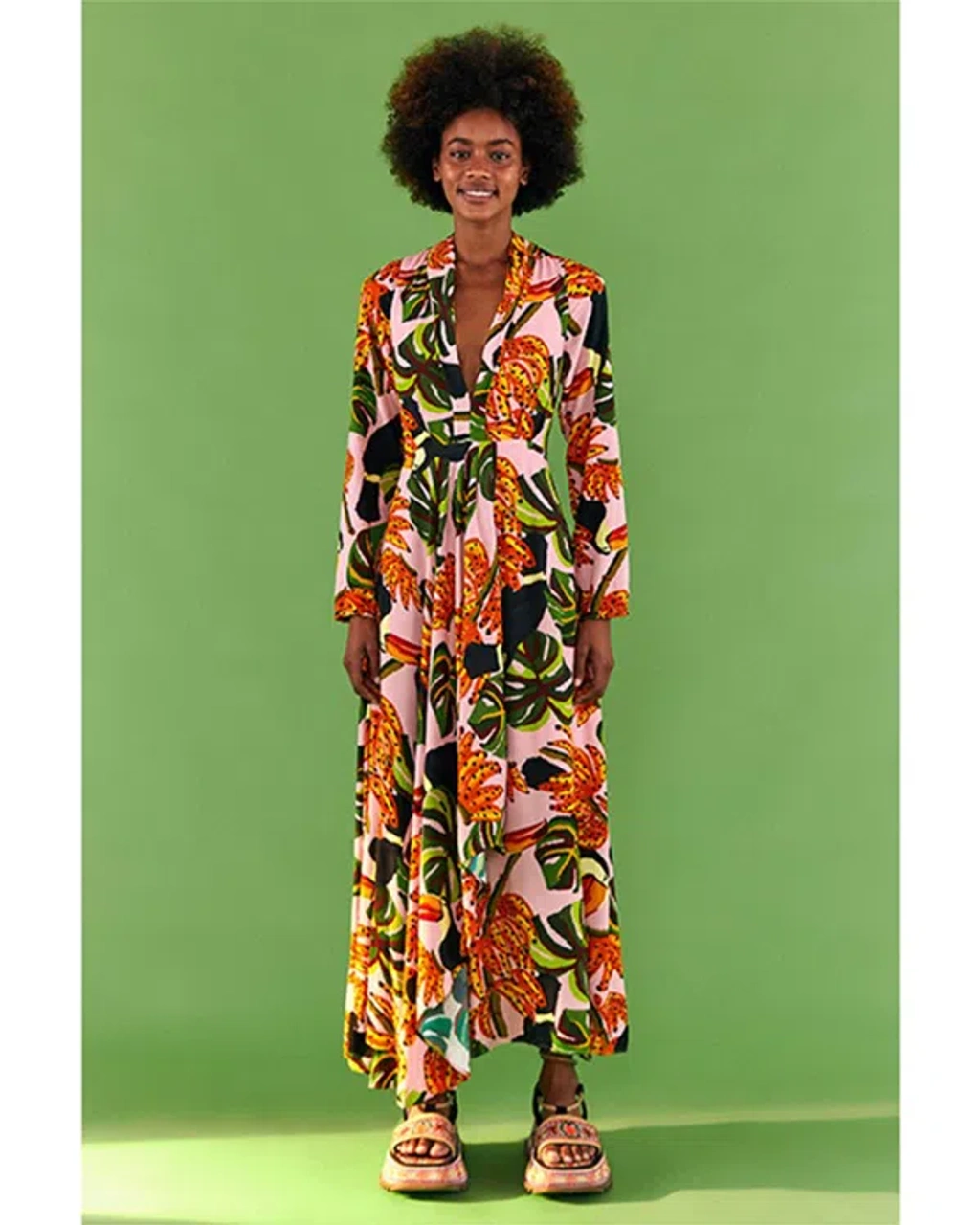 farm rio green toucan dress Toucans Scarf Sand Midi Dress – FARM Rio main image 0