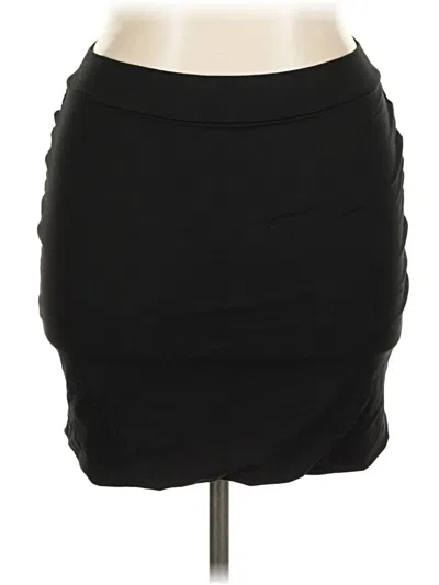 Pre-owned Fashion Nova Casual Skirt In Black