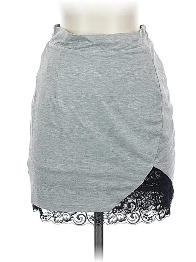 Pre-owned Fashion Nova Casual Skirt In Gray