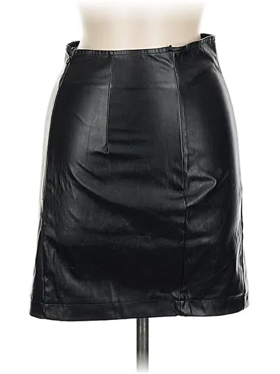 Pre-owned Fashion Nova Faux Leather Skirt In Black