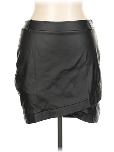 Pre-owned Fashion Nova Faux Leather Skirt In Black