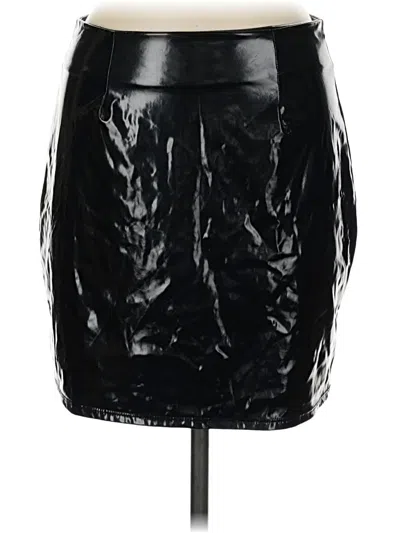 Pre-owned Fashion Nova Faux Leather Skirt In Black