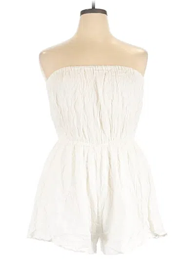 Pre-owned Fashion Nova Romper In Ivory