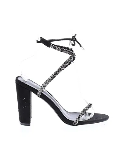 Pre-owned Fashion Nova Sandals In Black
