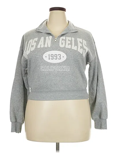Pre-owned Fashion Nova Sweatshirt In Gray