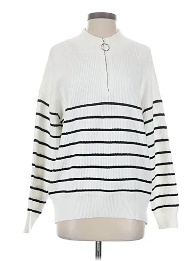 Fashion Pullover Sweater In White