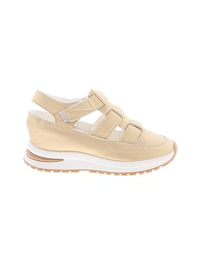 Pre-owned Fashion Sandals In Ivory