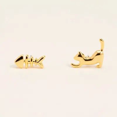 Fashnzfab 18k Gold Dipped Fish Bone Cat Stud Earrings