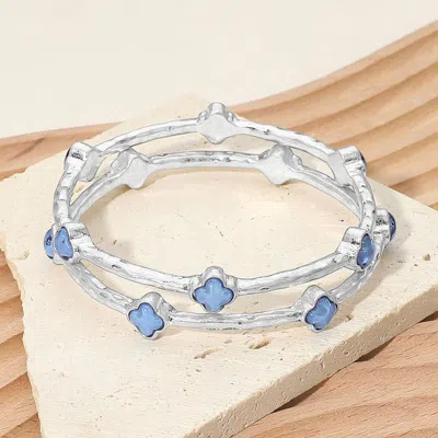 Fashnzfab 2pcs - Quatrefoil Stone Accent Hammered Metal Multi Layered Bangle Bracelets