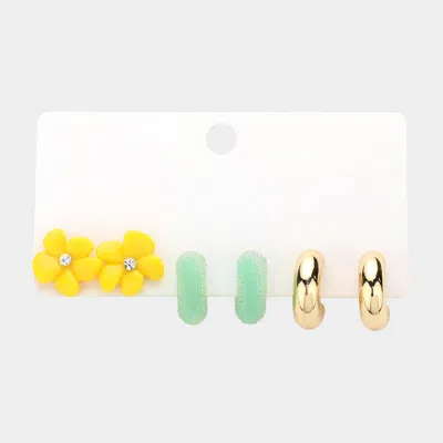 Fashnzfab 3pairs - Flower Stud Hoop Earrings Set In Gold
