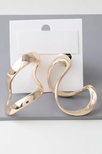Fashnzfab Abstract Shiny Bend Earrings In Gold
