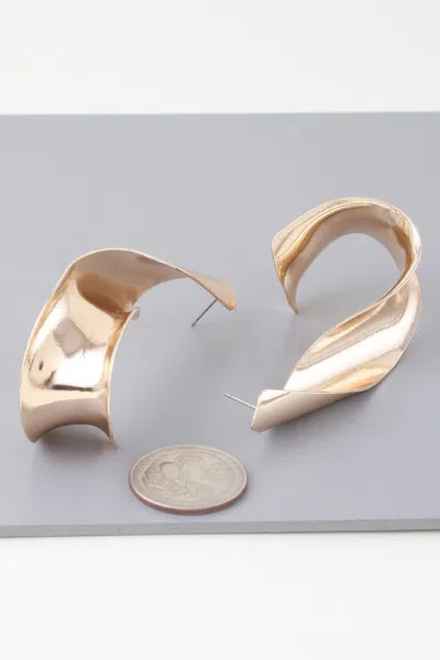 Fashnzfab Abstract Shiny Twisted Plate Earrings In Gold