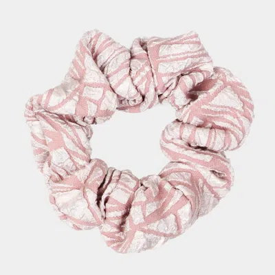 Fashnzfab Abstract Textured Scrunchie Hairband In Pink