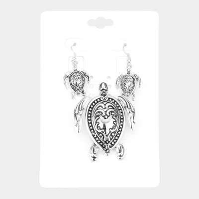 Fashnzfab Antique Metal Turtle Pendant Set - Antique Silver In Multi