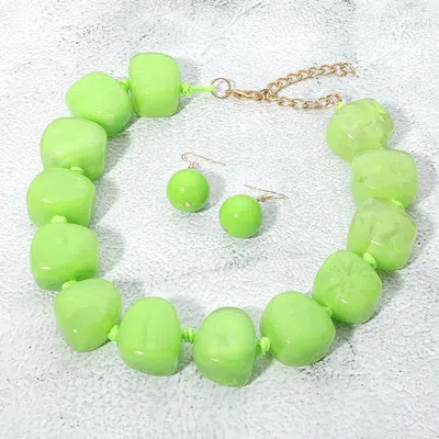 Fashnzfab Bold Chunky Resin Pebble Beaded Statement Necklace In Green