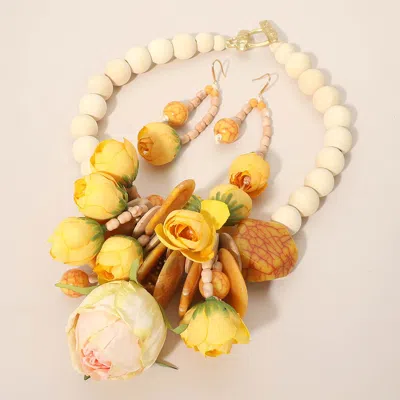 Fashnzfab Bold Floral Embellished Chunky Beaded Statement Necklace In Yellow