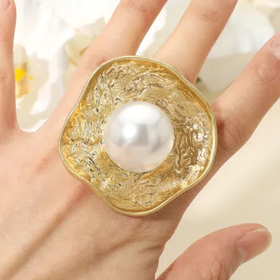 Fashnzfab Bold Oversized Pearl Accent Abstract Textured Plate Statement Stretch Ring In Green