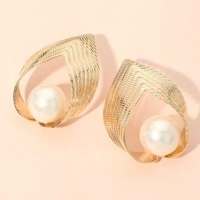 Fashnzfab Bold Pearl Accent Textured Sculptural Metal Teardrop Statement Earrings In Gold